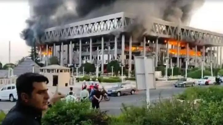 ইরানের টিভি চ্যানেলে ইসরায়েলি হামলায় বার্তা সম্পাদকসহ নিহত ২